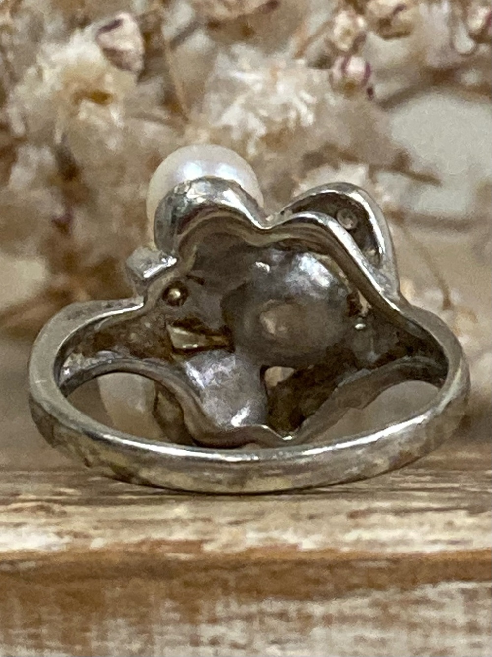 10K Gold Triple Pearl Cluster Ring Size 5.25 White Gold - Picture 5 of 13